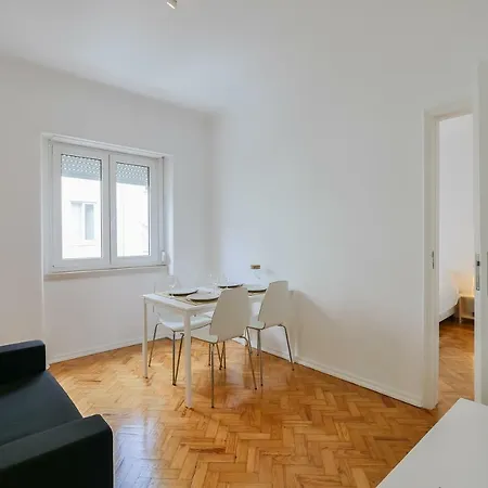 Lisboa: Cabo Apartment *